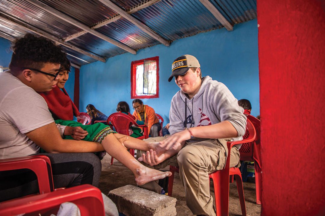 For the past 10 years, our high school seniors have been traveling to Riobamba, Ecuador to live generously during their final spring break of high school.